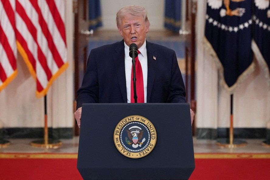 Trump ameaça levar Irã à ‘Idade da Pedra’ e mira infraestrutura de energia